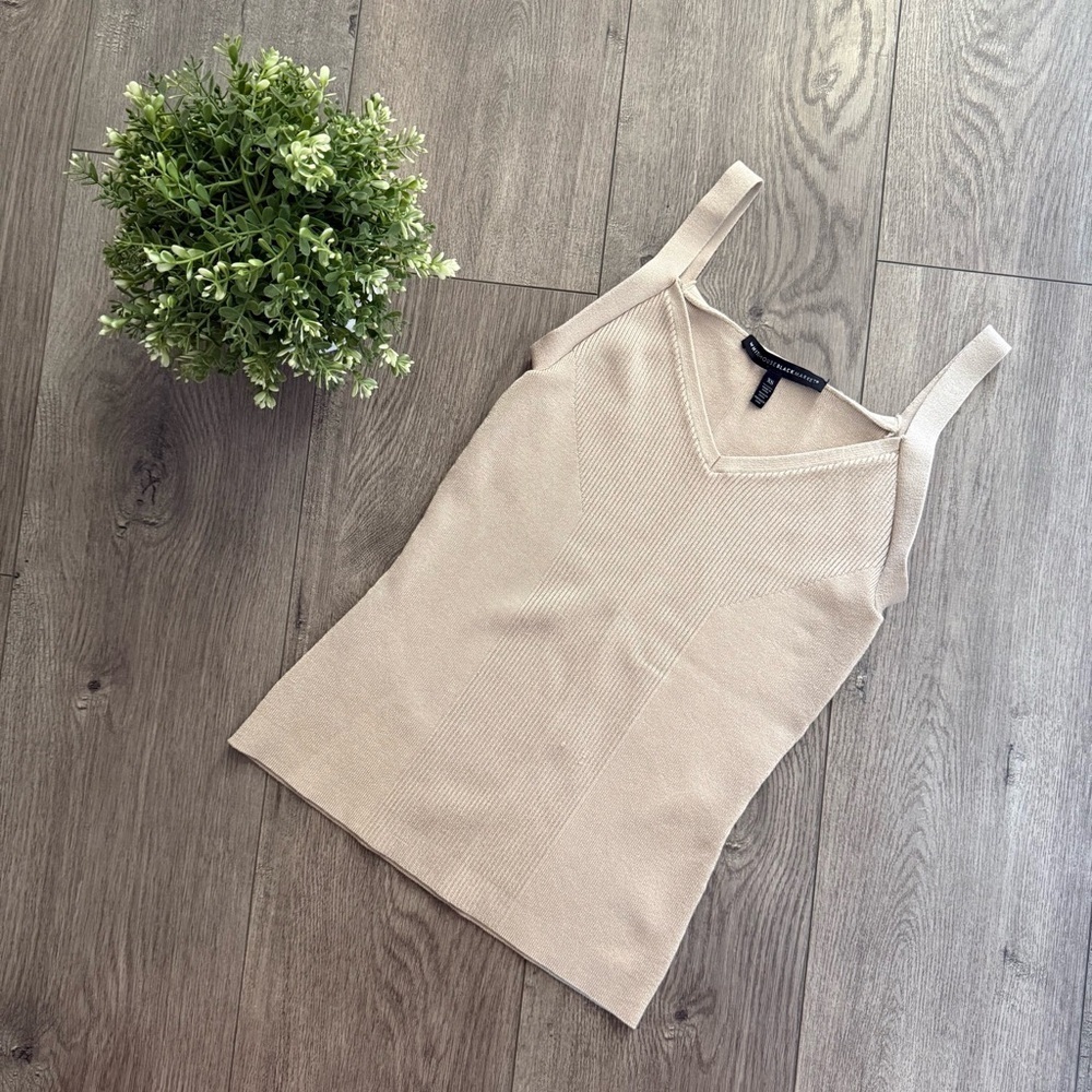 White‎ House Black Market Champagne Gold Ribbed Sweater Top